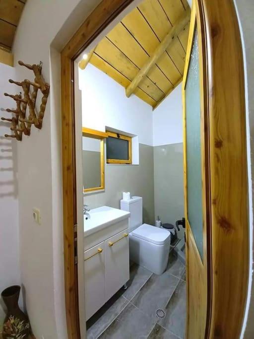 Bujtina Peshtan Guesthouse&Camping Tepelena Kültér fotó